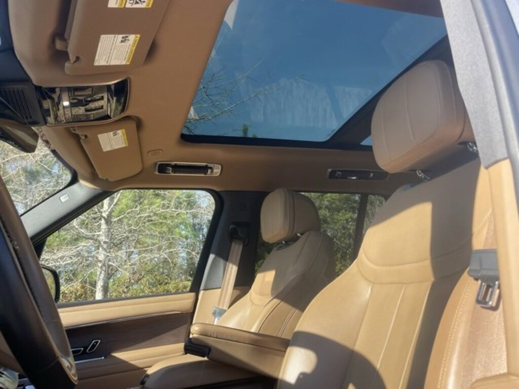 Used 2023 Land Rover Range Rover SE SUV