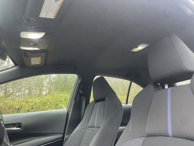 2022 Toyota Corolla SE photo 2