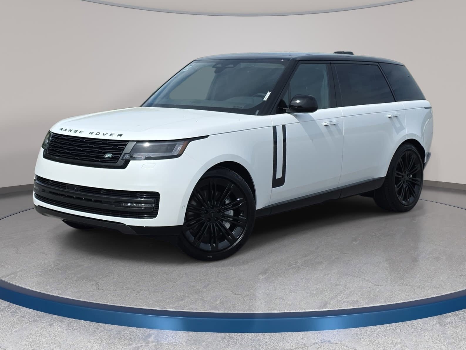 2026 Land Rover Range Rover 4.4 SE LWB 7's photo