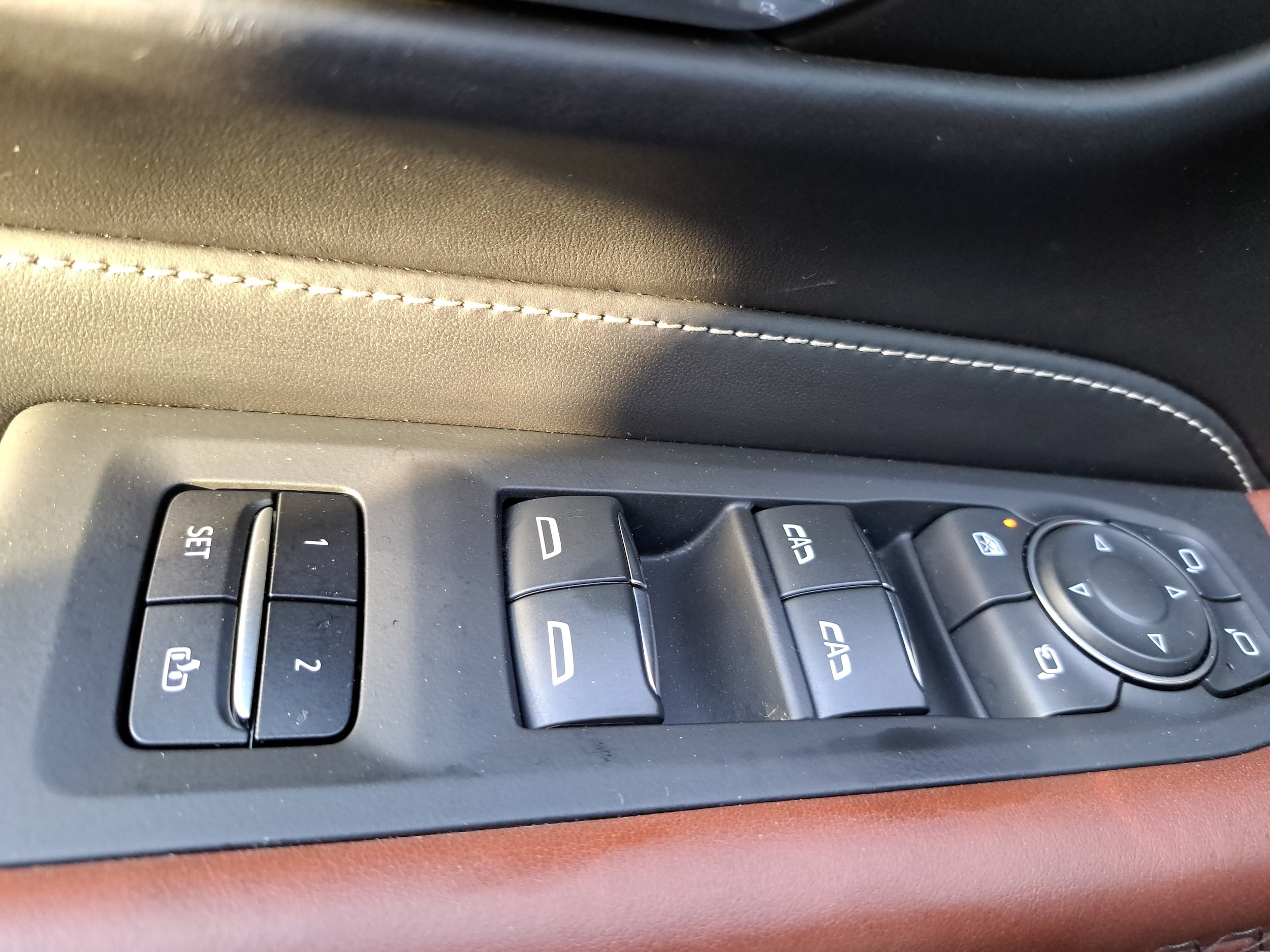 2023 GMC Yukon Denali Ultimate - Photo 29