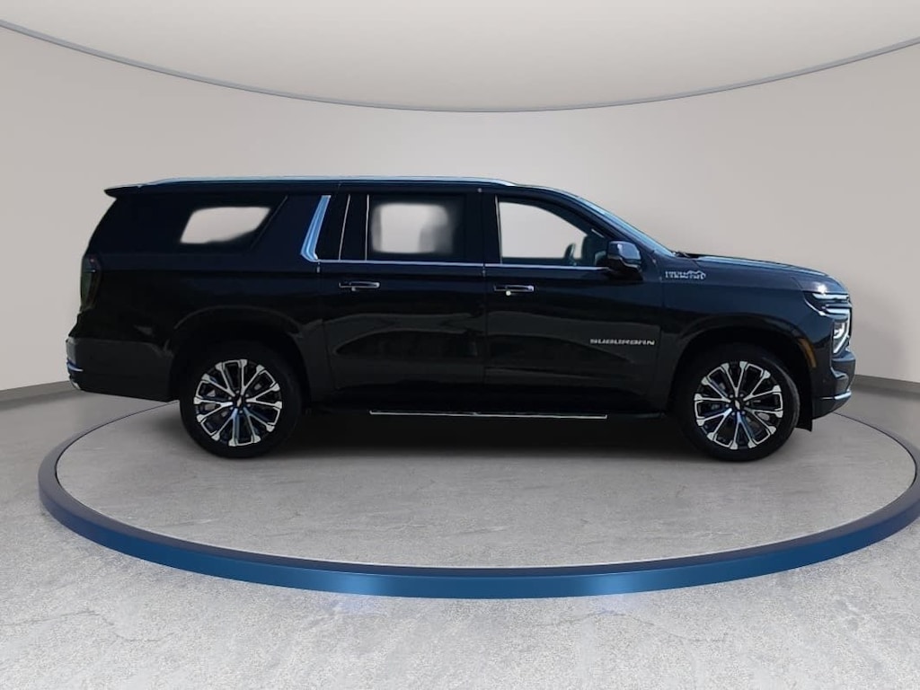 Used 2025 Chevrolet Suburban High Country SUV
