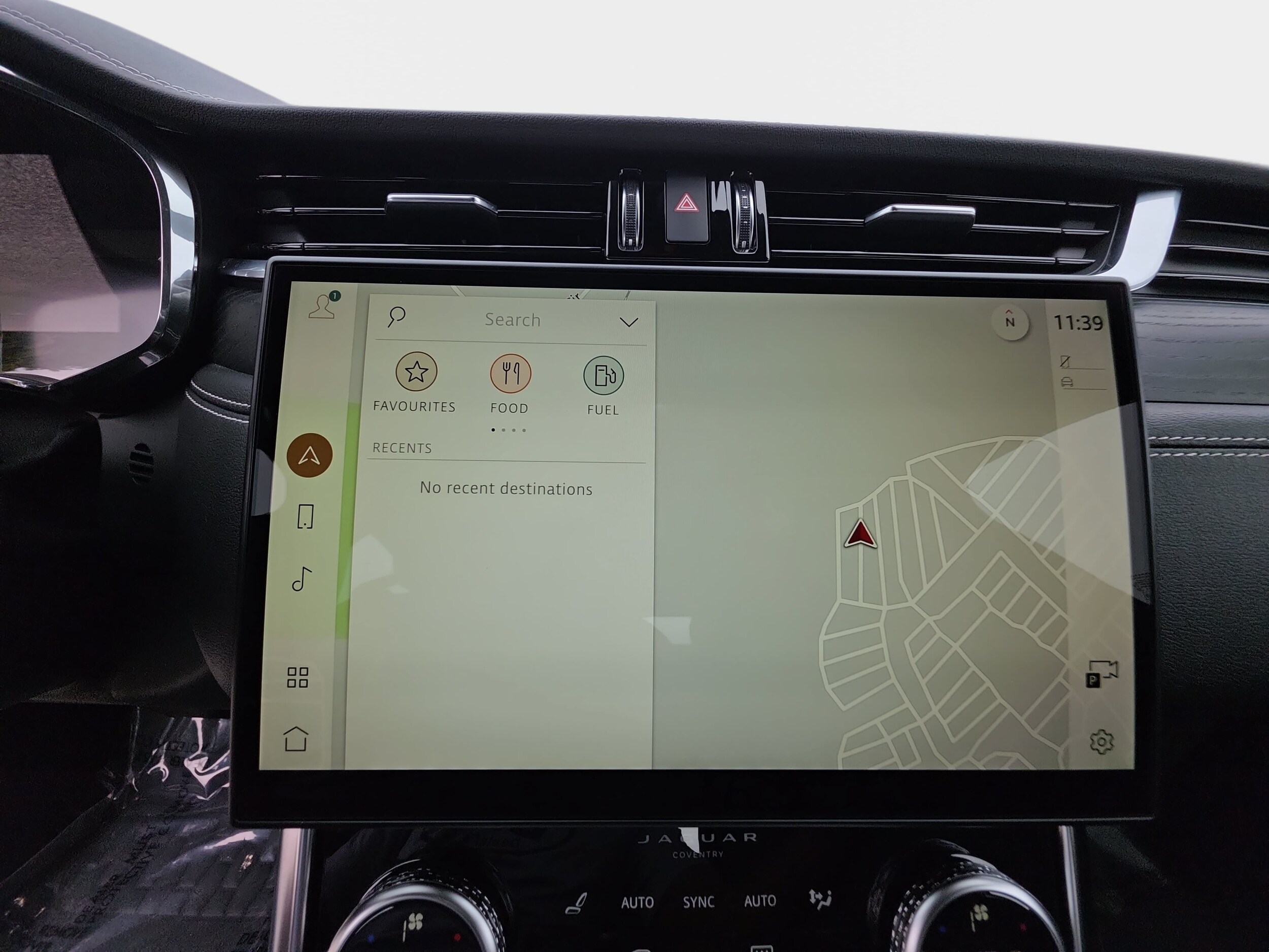 2023 Jaguar XF R-Dynamic SE - Photo 22