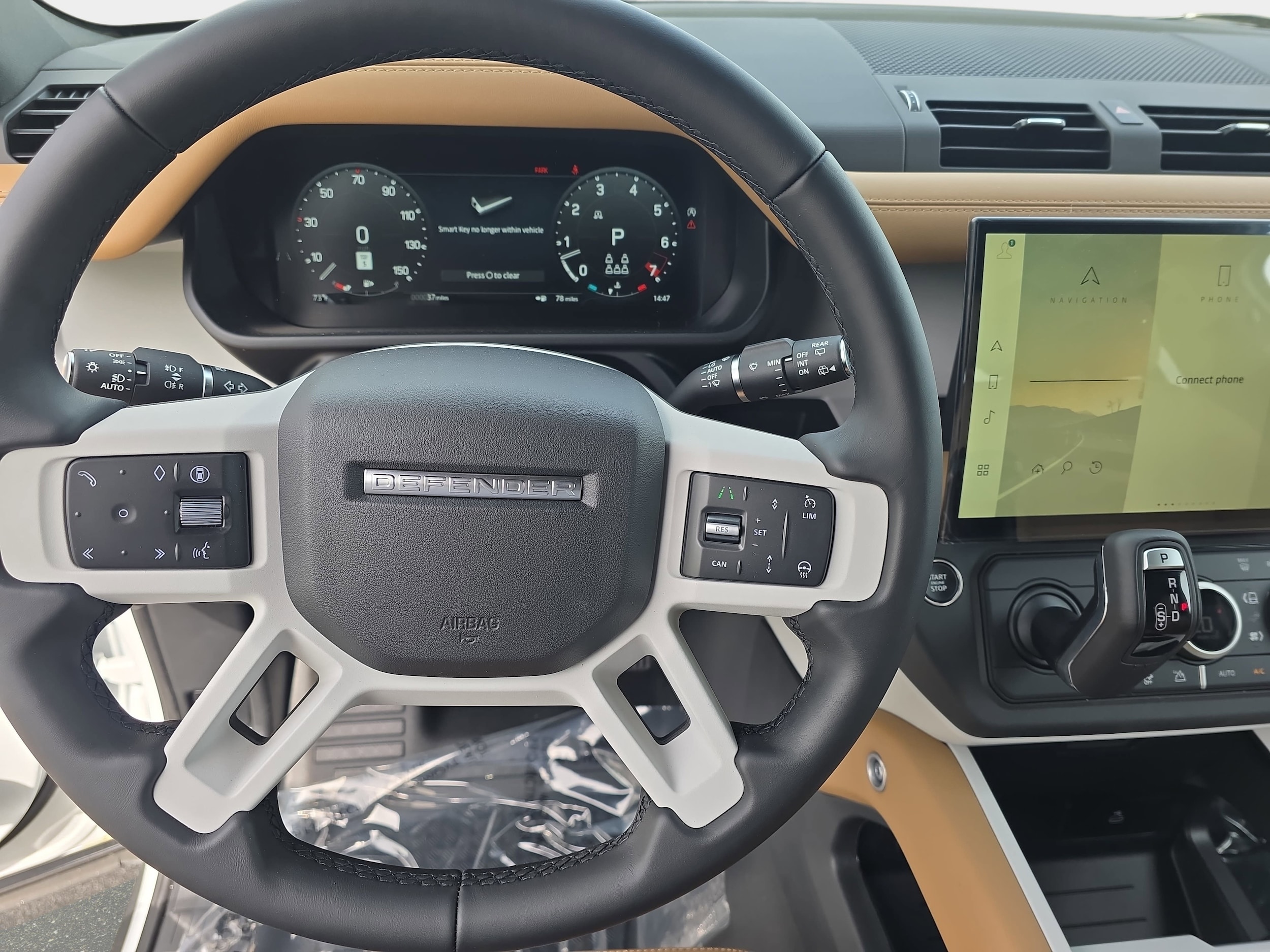 2026 Land Rover Defender X-Dynamic SE - Photo 17