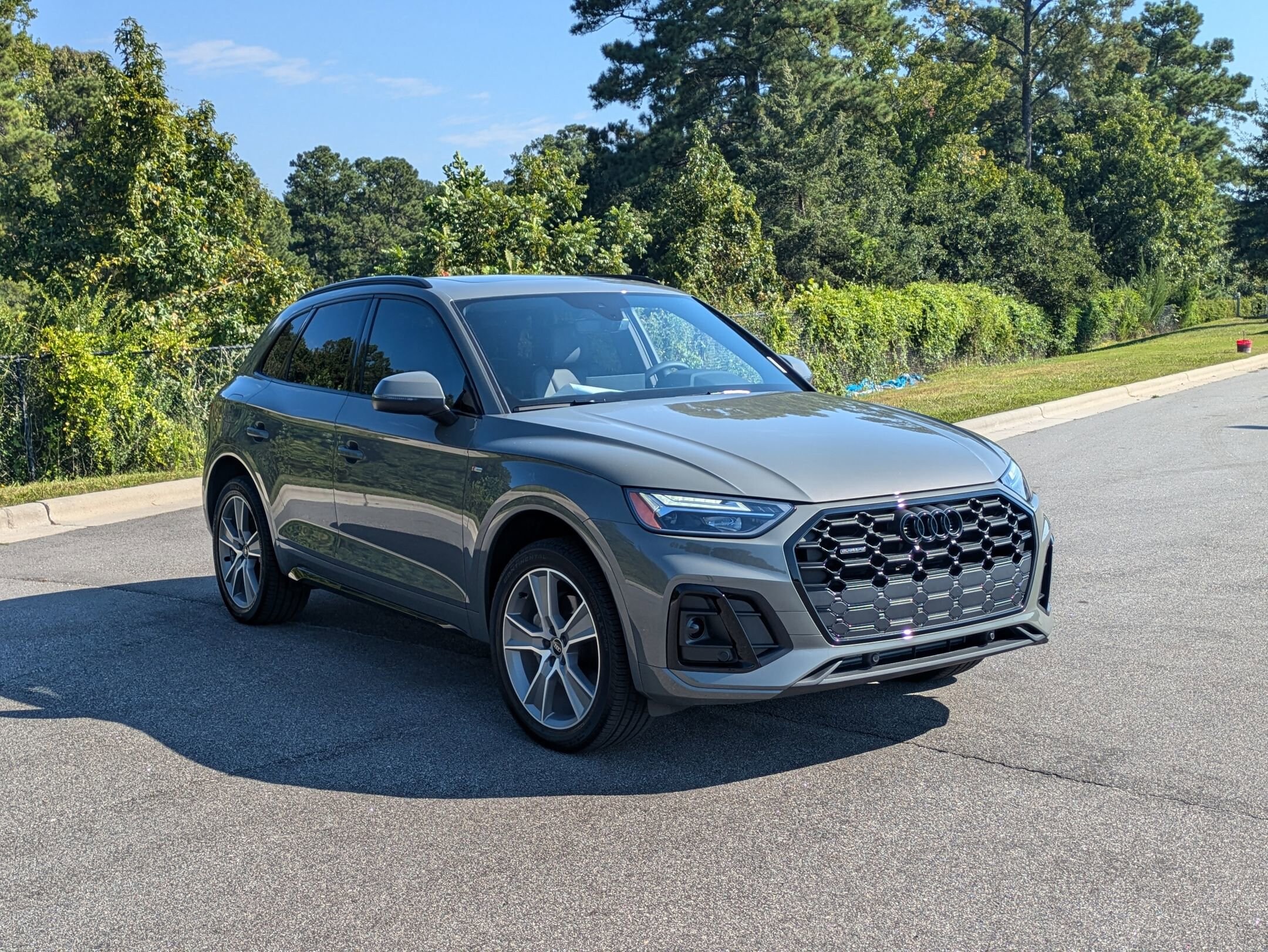 2025 Audi Q5 45 S line Premium photo 3