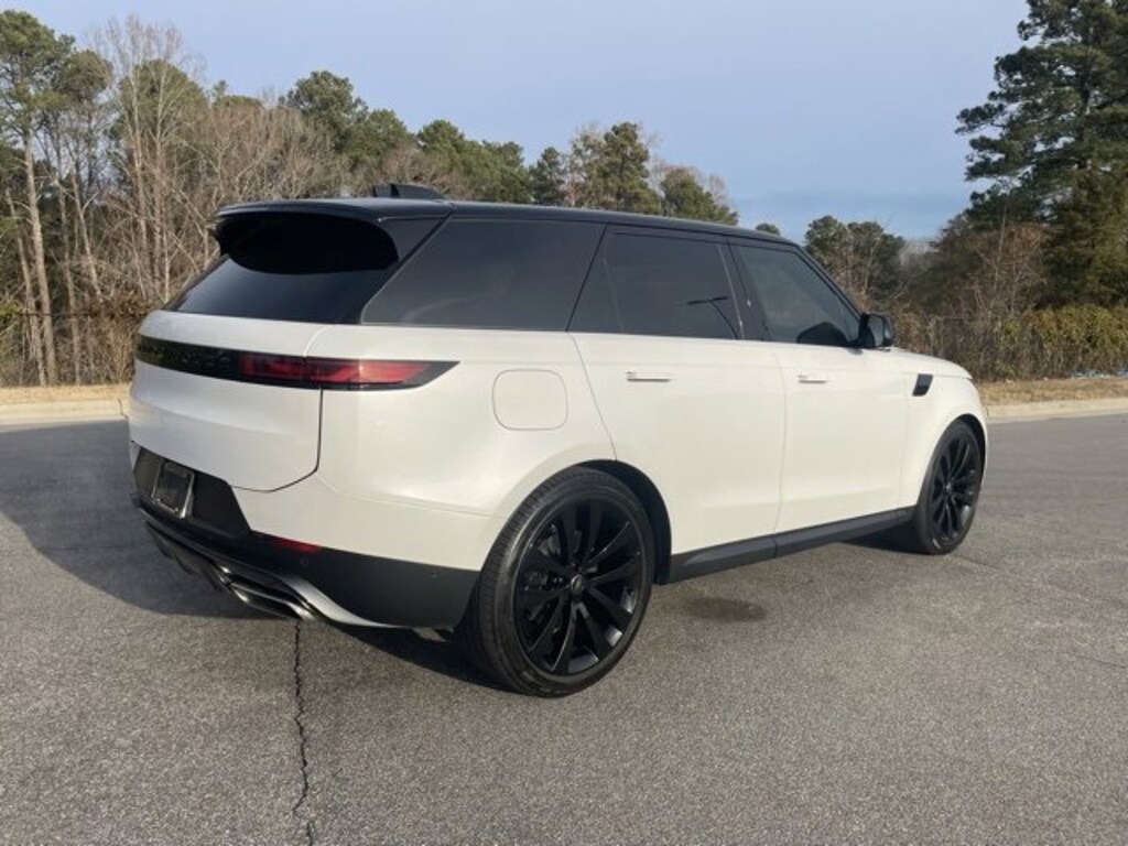Used 2025 Land Rover Range Rover Sport SE SUV
