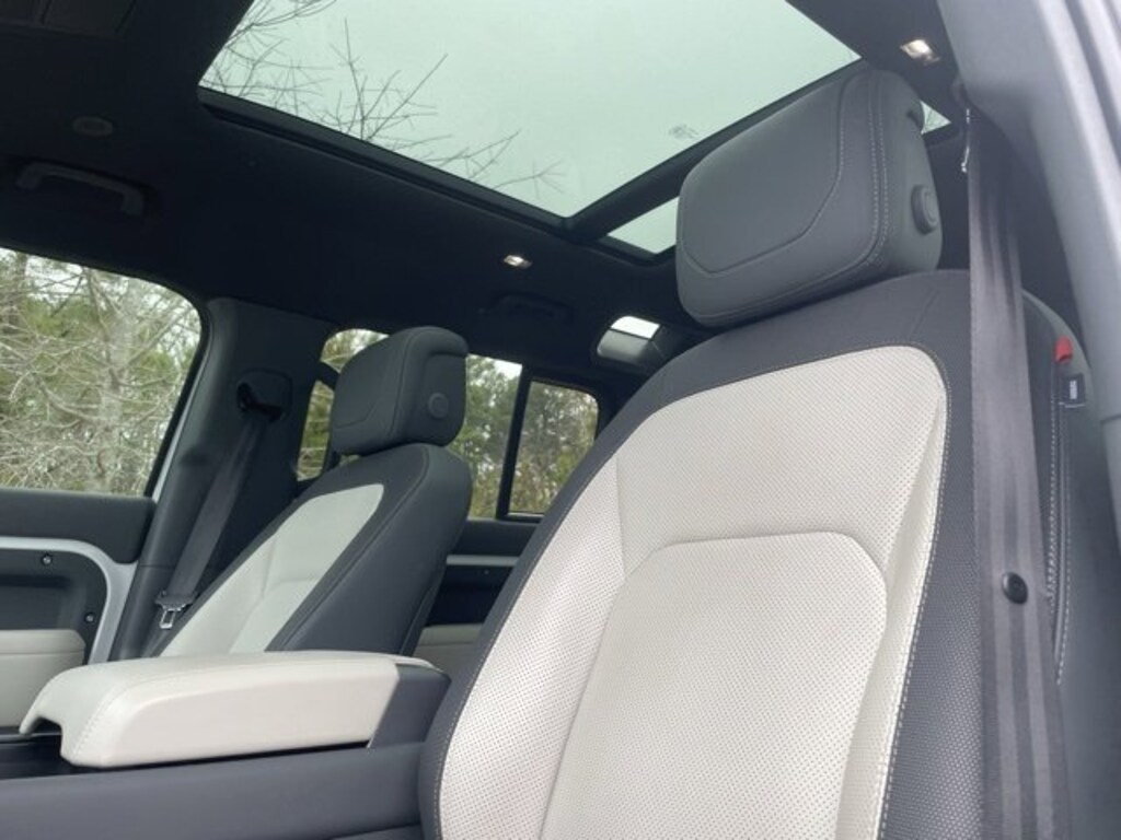 Used 2023 Land Rover Defender X-Dynamic SE SUV