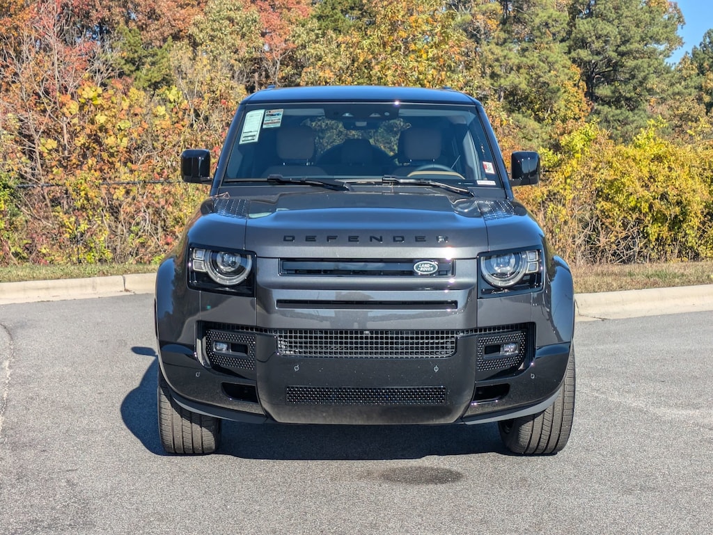 New 2025 Land Rover Defender 110 X-Dynamic SE SUV