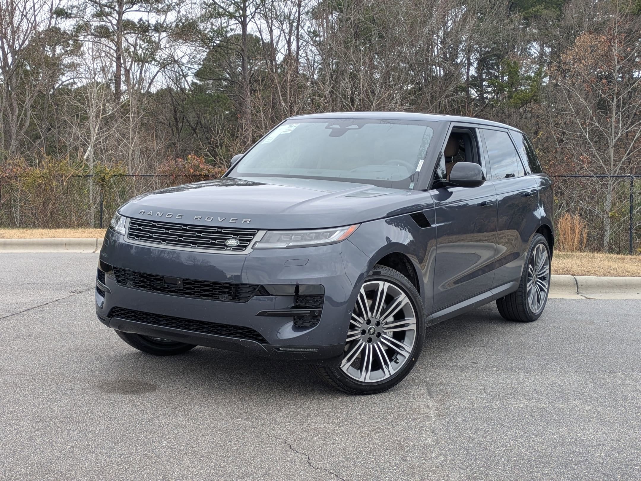 2025 Land Rover Range Rover Sport SE's photo