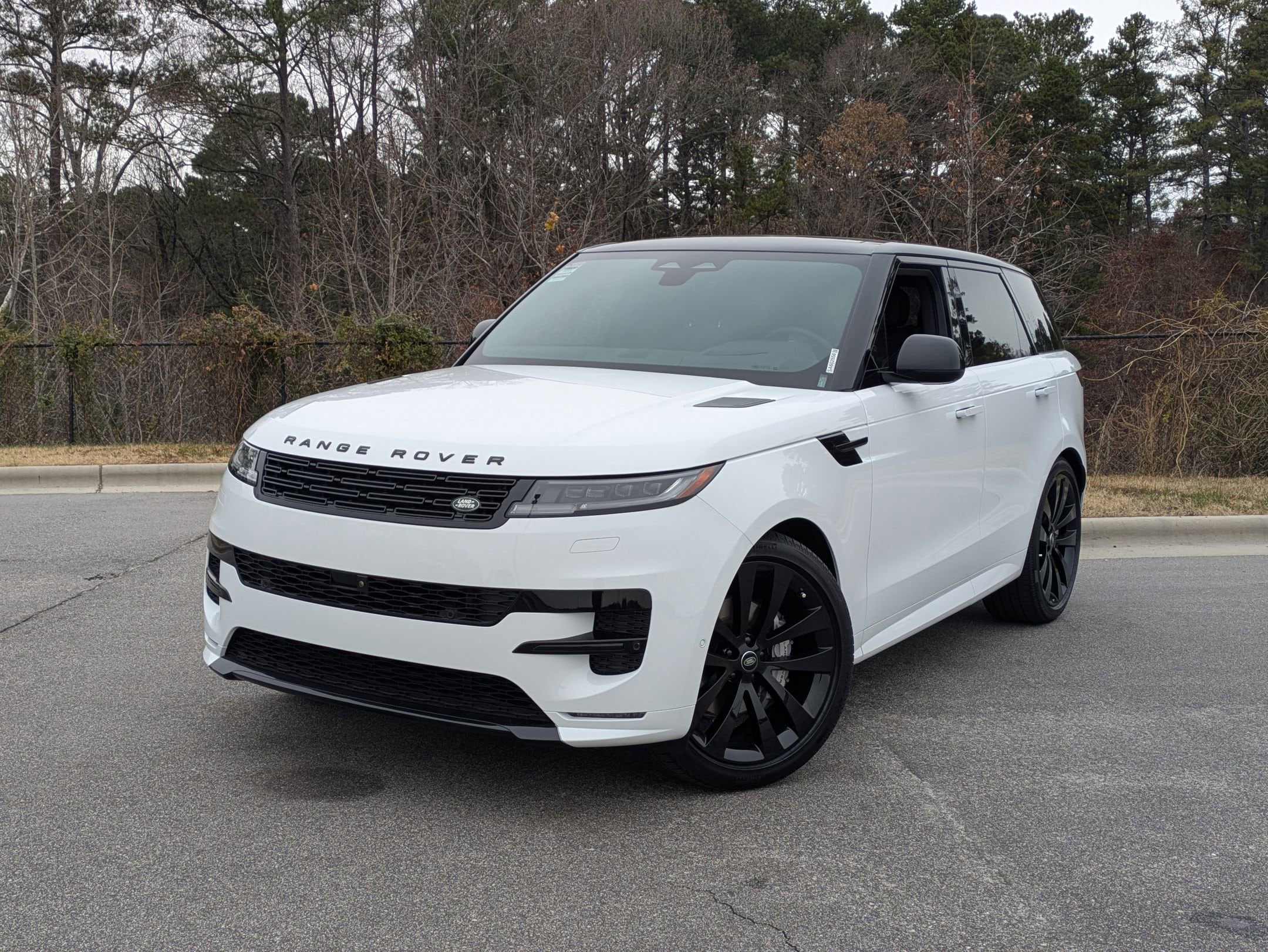 2025 Land Rover Range Rover Sport Dynamic SE's photo