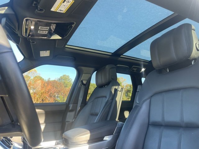 2021 Land Rover Range Rover Sport HSE Silver Edition photo 2