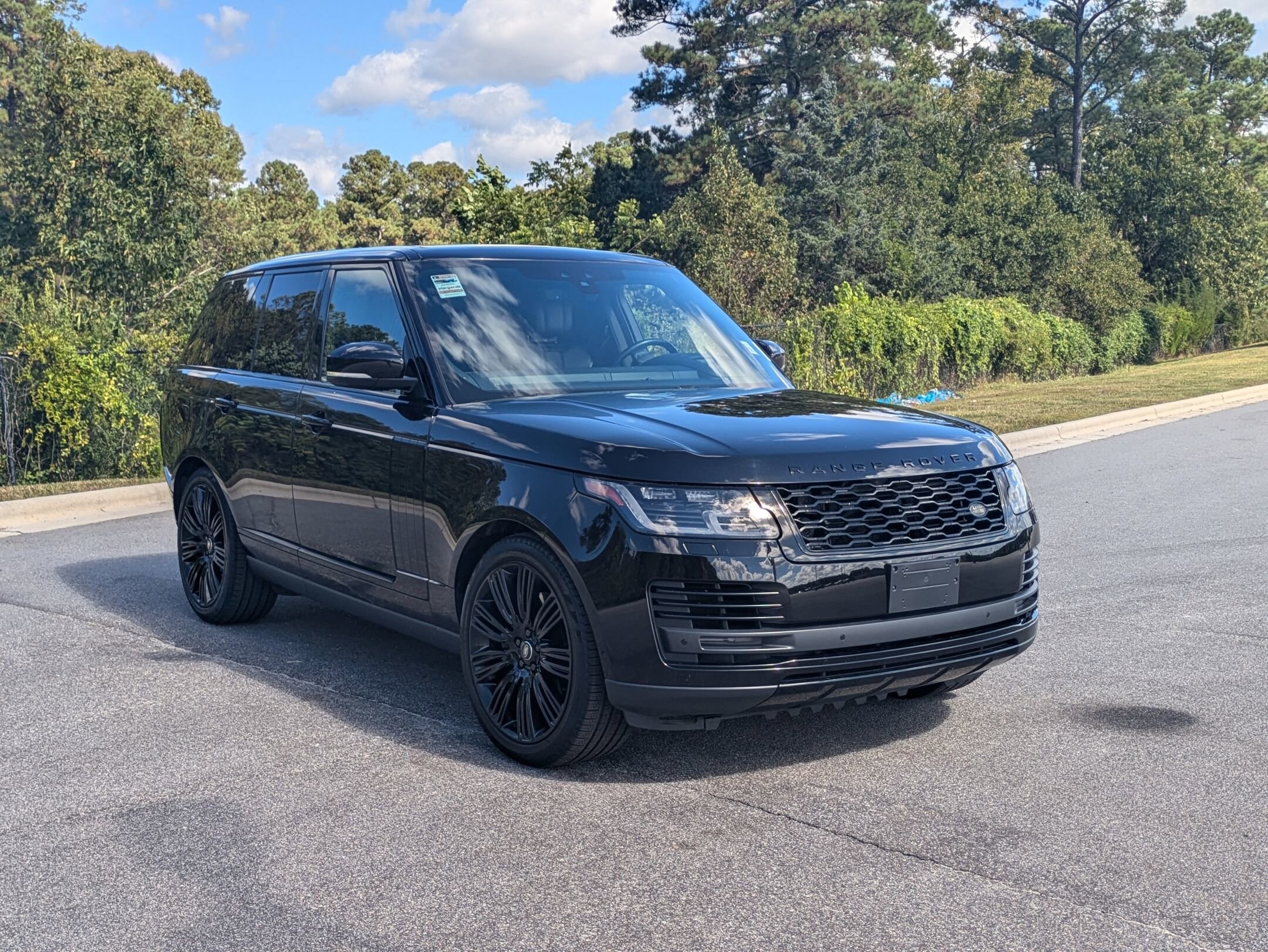 2020 Land Rover Range Rover HSE photo 2