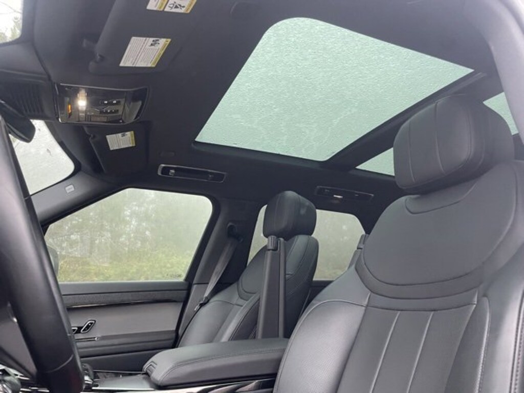 Used 2025 Land Rover Range Rover Sport SE SUV