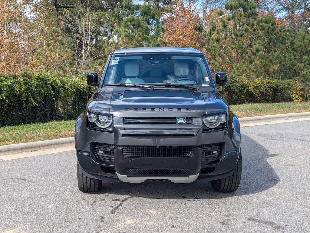New 2025 Land Rover Defender 110 X-Dynamic SE SUV
