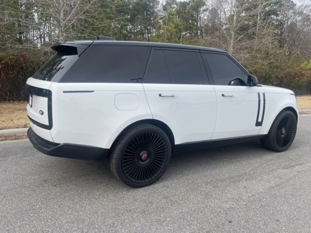 Used 2023 Land Rover Range Rover SE SUV