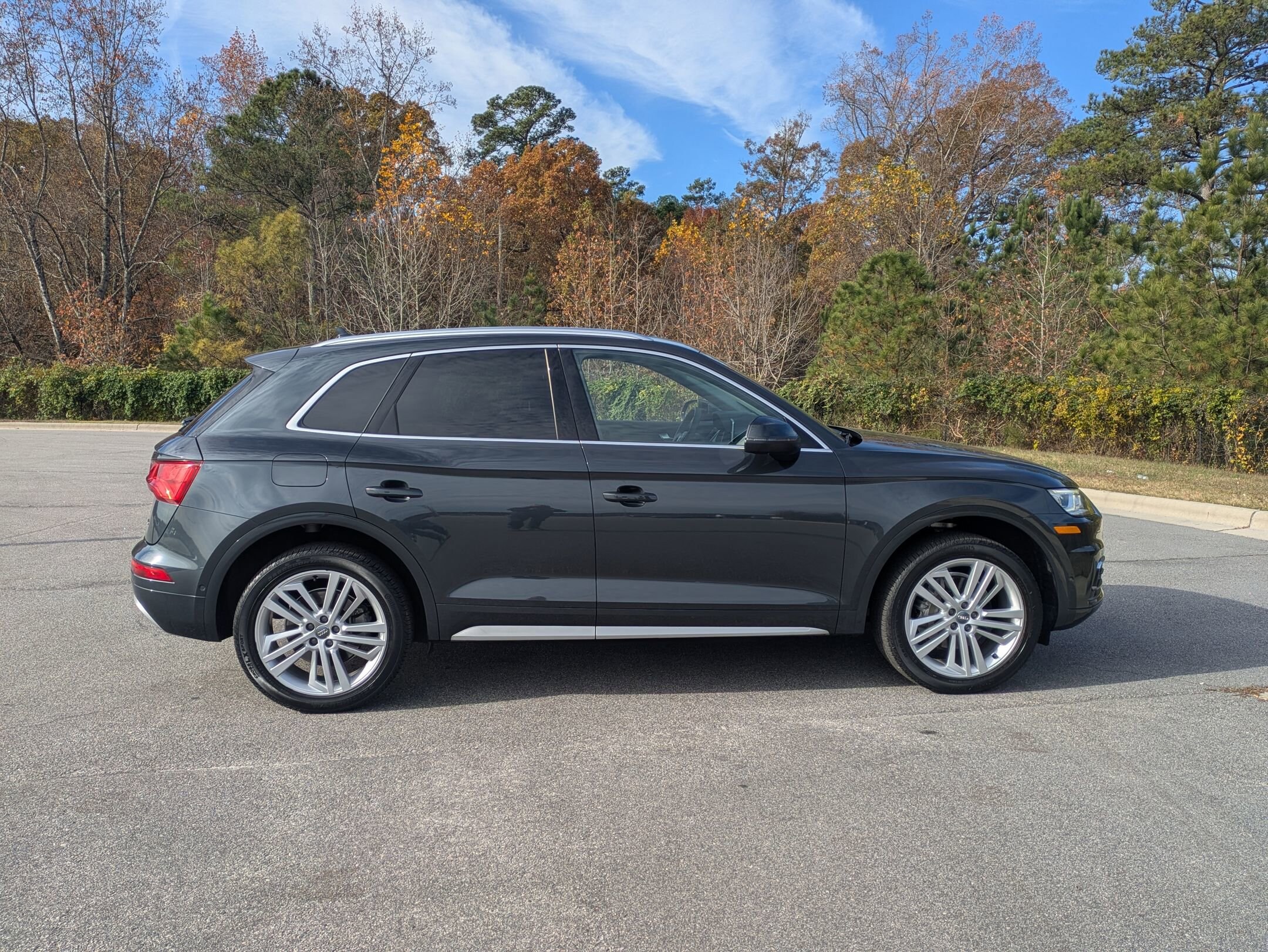 2019 Audi Q5 Premium Prestige photo 3