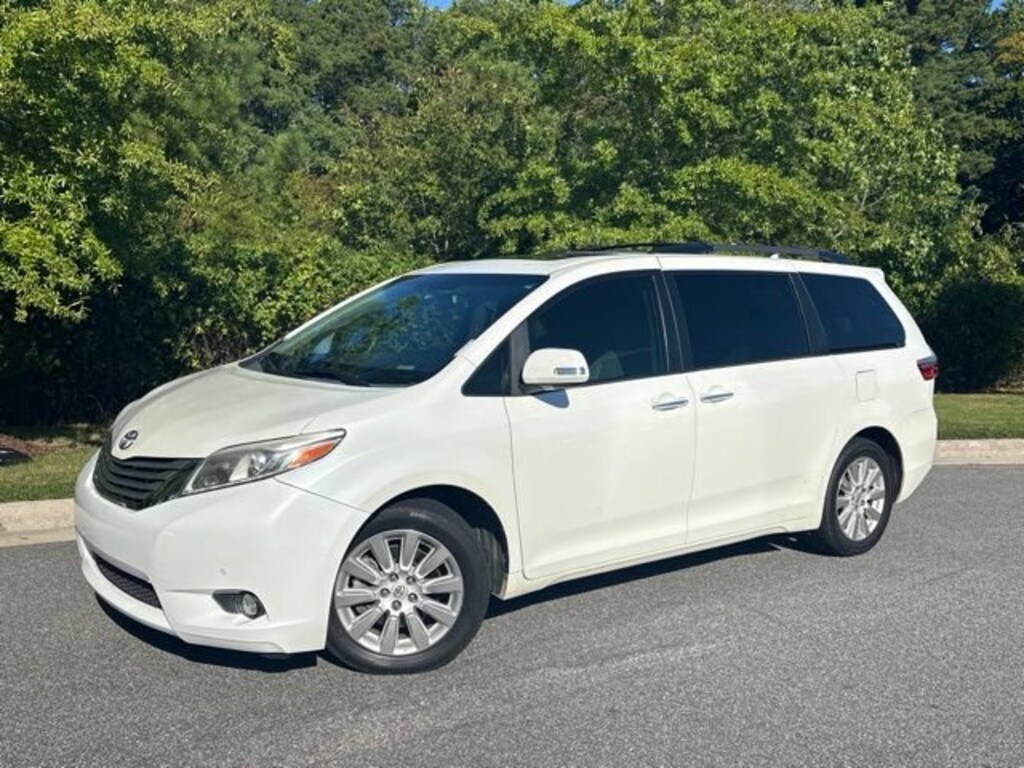 Used 2015 Toyota Sienna Ltd Premium Van