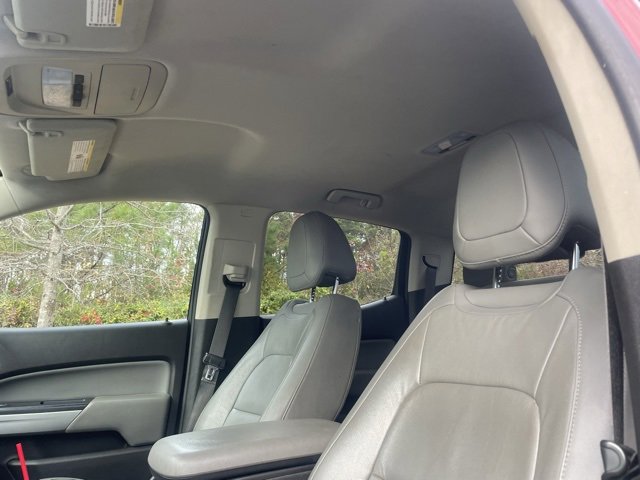 2015 Chevrolet Colorado LT photo 3