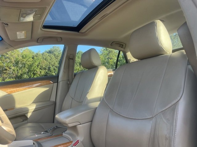 2005 Toyota Avalon XLS photo 3