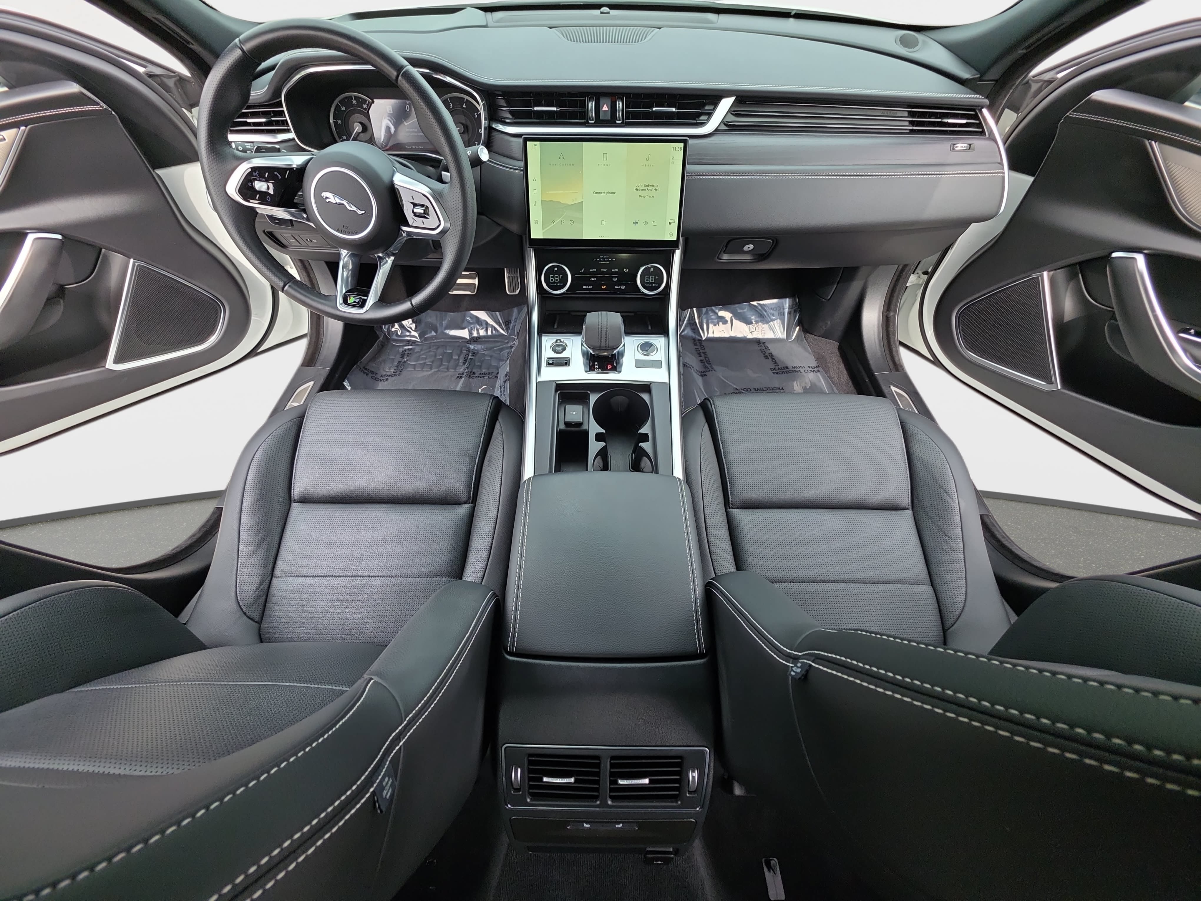 2023 Jaguar XF R-Dynamic SE - Photo 9