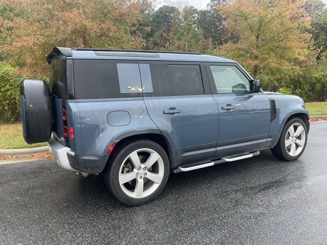 2020 Land Rover Defender SE photo 2