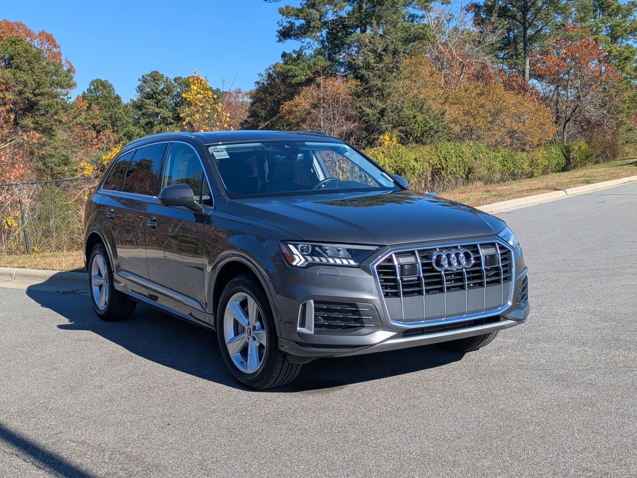 2024 Audi Q7 Premium Plus photo 3