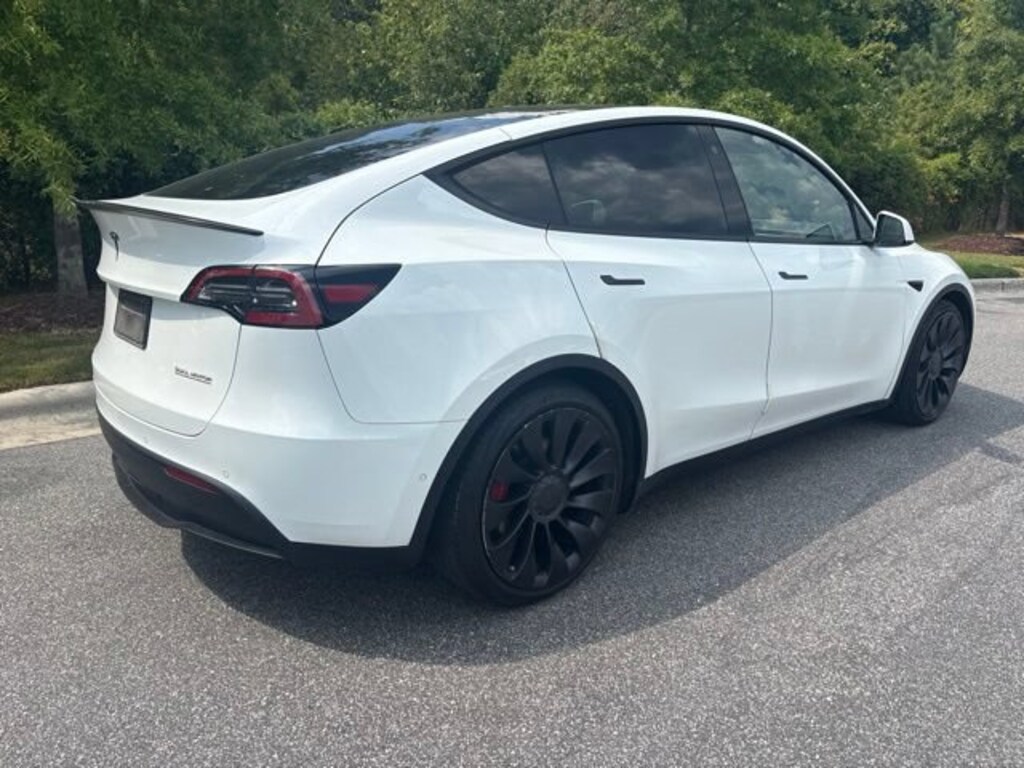 Used 2022 Tesla Model Y Performance SUV