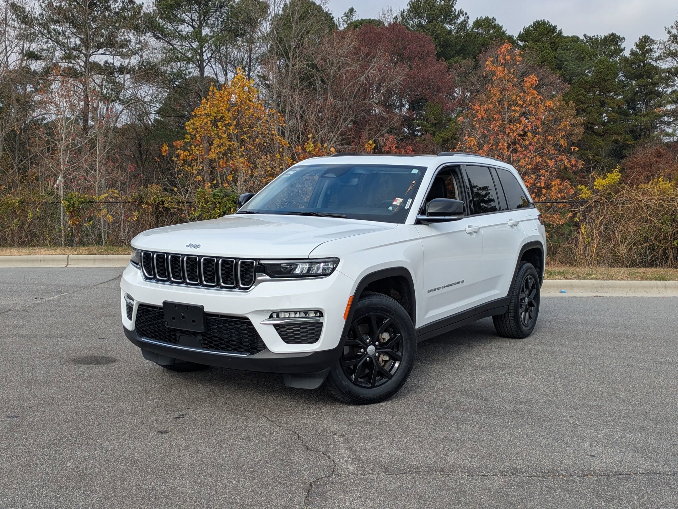 2022 Jeep Grand Cherokee Limited's photo