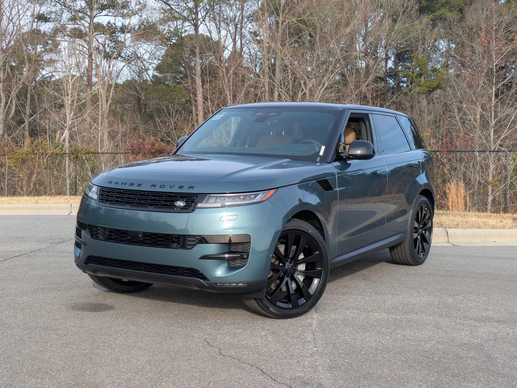 2026 Land Rover Range Rover Sport SE's photo