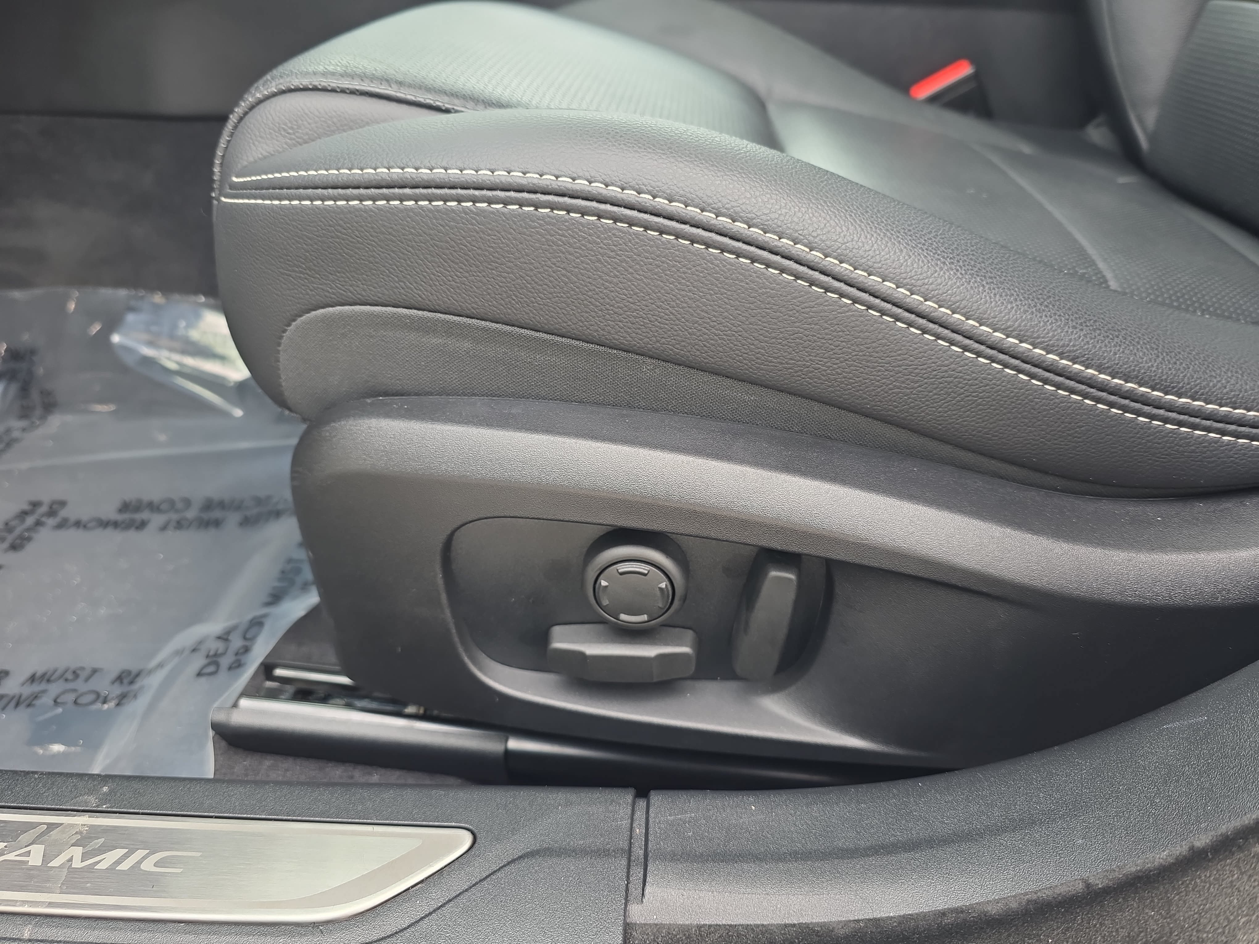 2023 Jaguar XF R-Dynamic SE - Photo 28