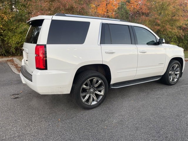 2020 Chevrolet Tahoe Premier photo 2
