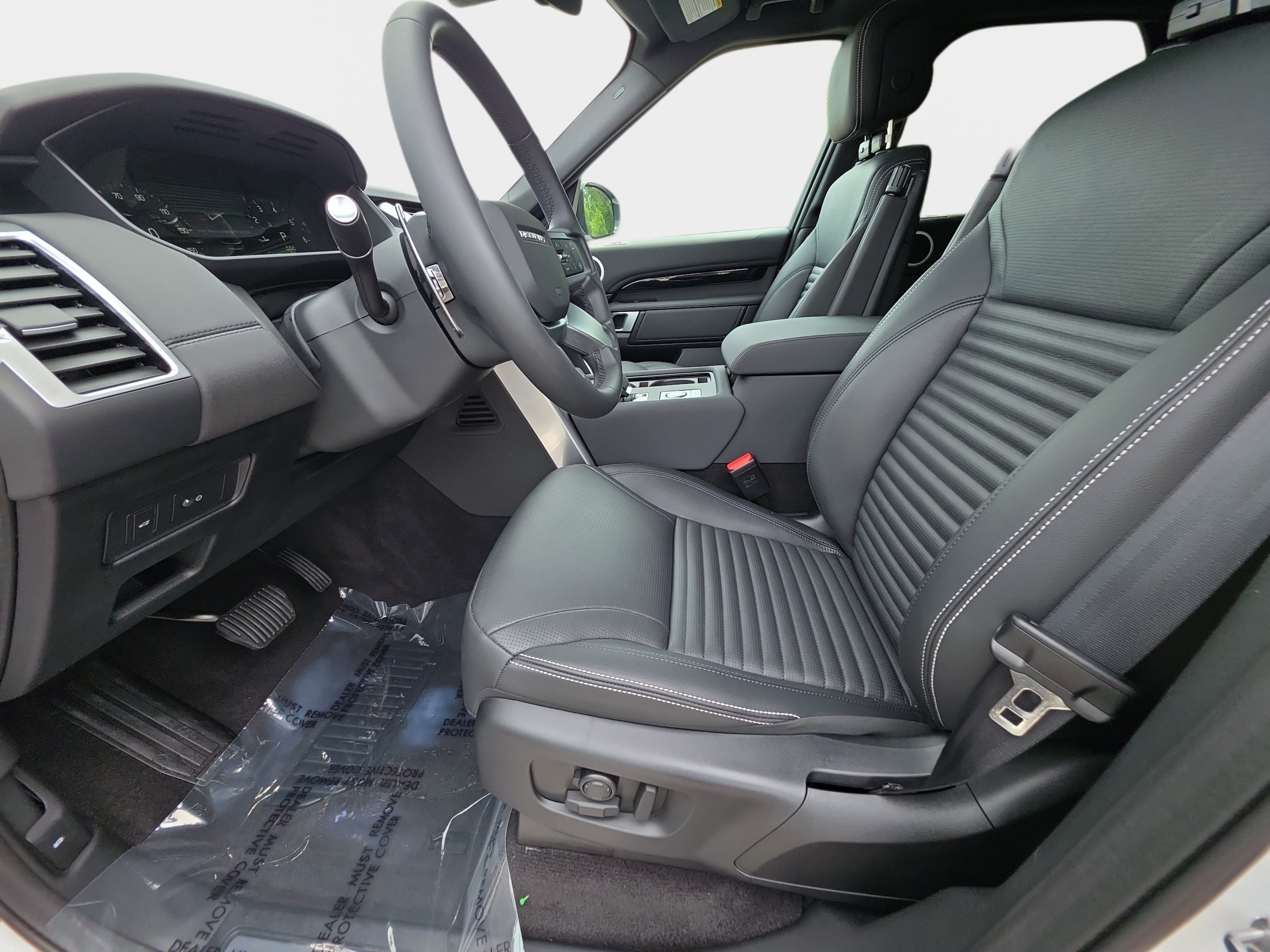 2025 Land Rover Discovery S - Photo 14