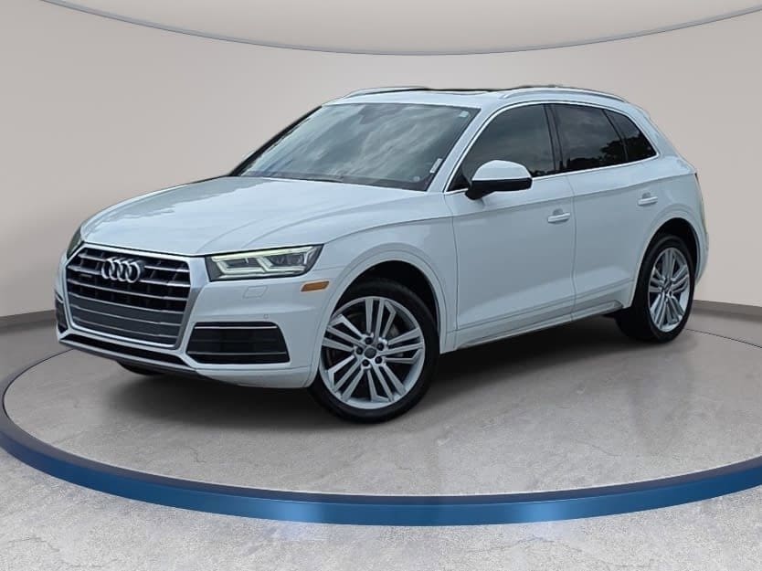 2018 Audi Q5 2.0T quattro S tronic Premium Plus's photo