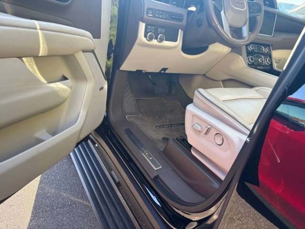 Used 2021 GMC Yukon Denali SUV
