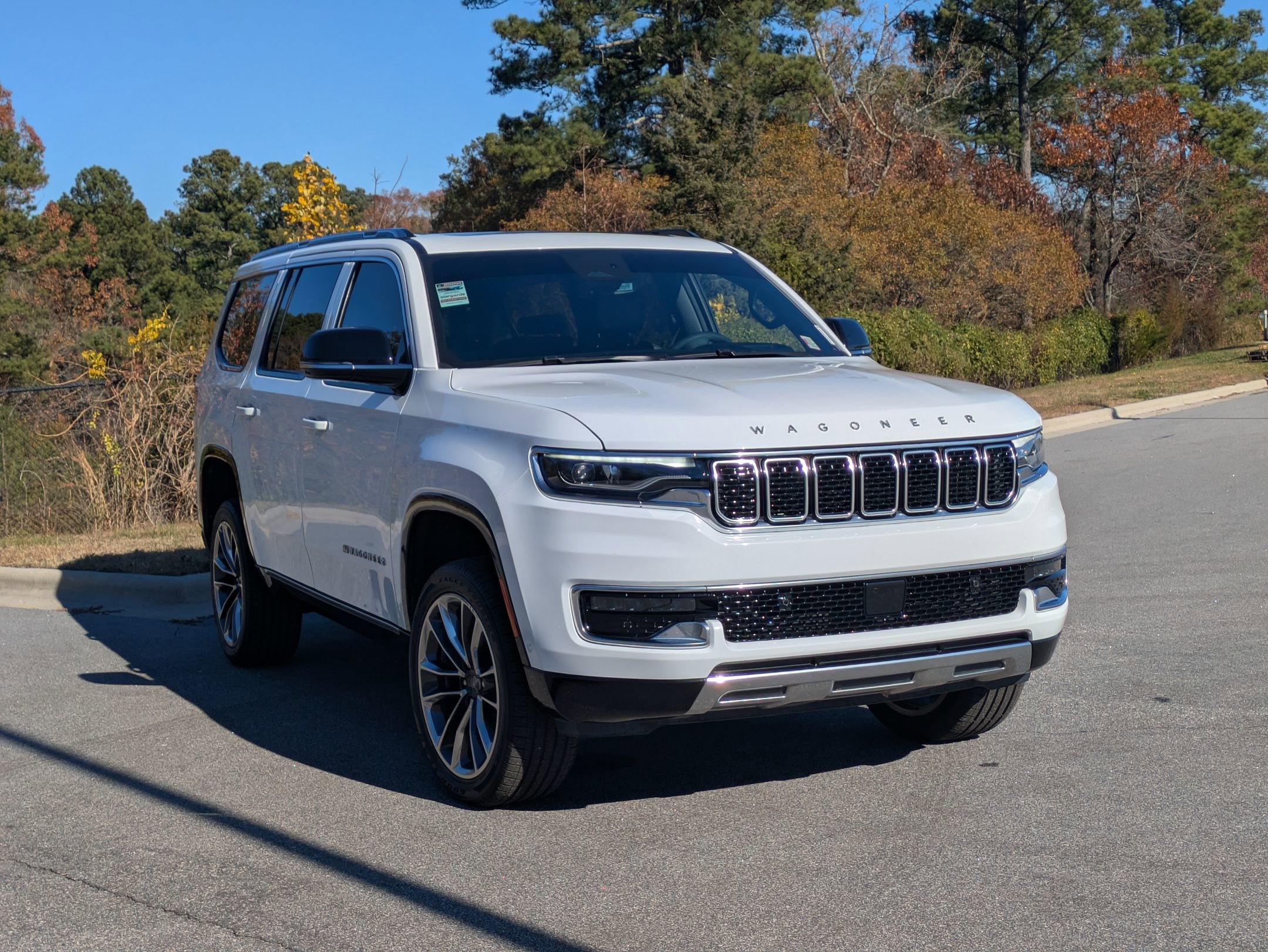 2023 Jeep Wagoneer Series III photo 3
