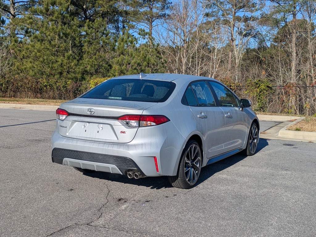 Used 2022 Toyota Corolla SE Sedan