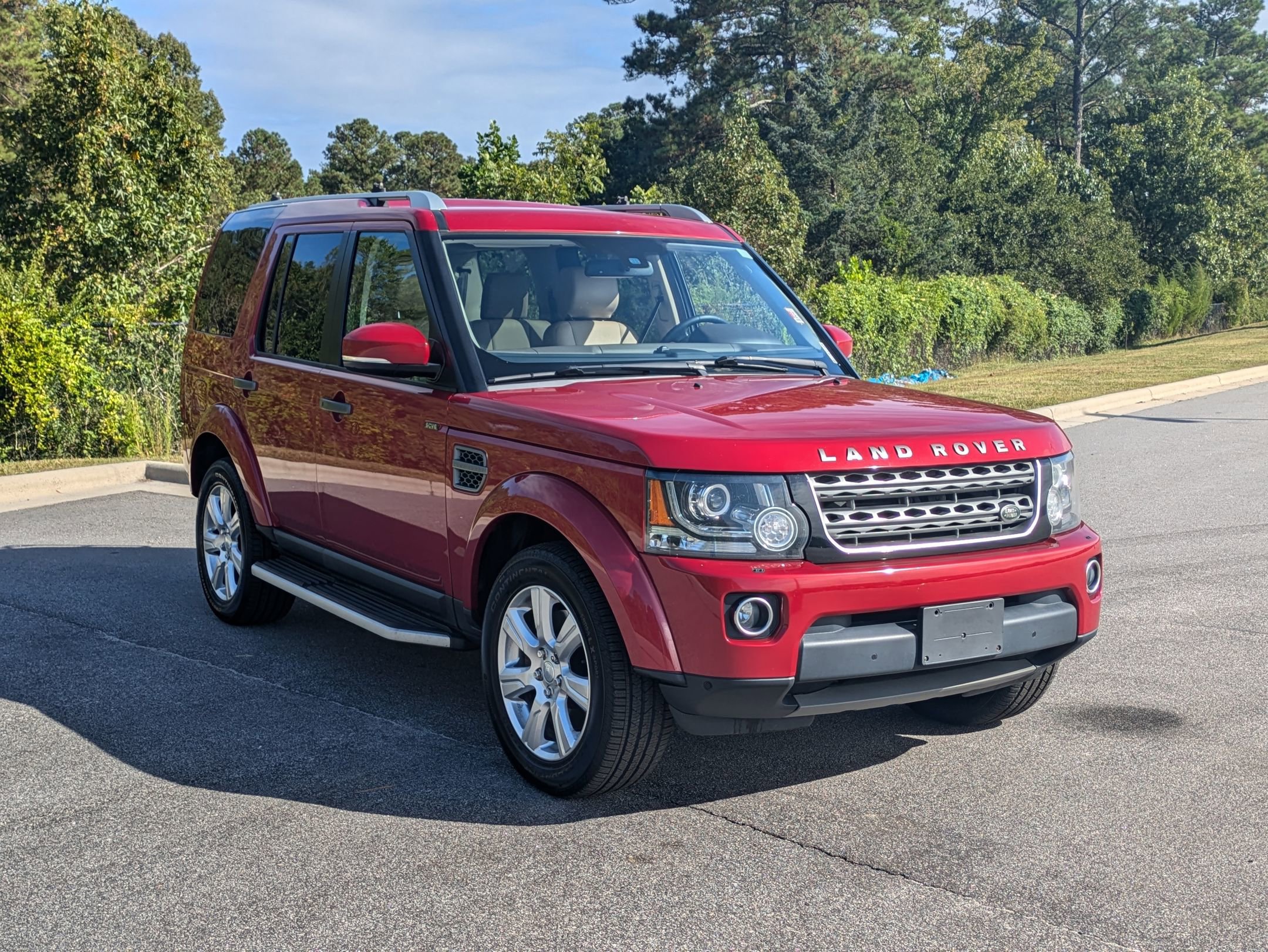 2016 Land Rover LR4 HSE photo 3
