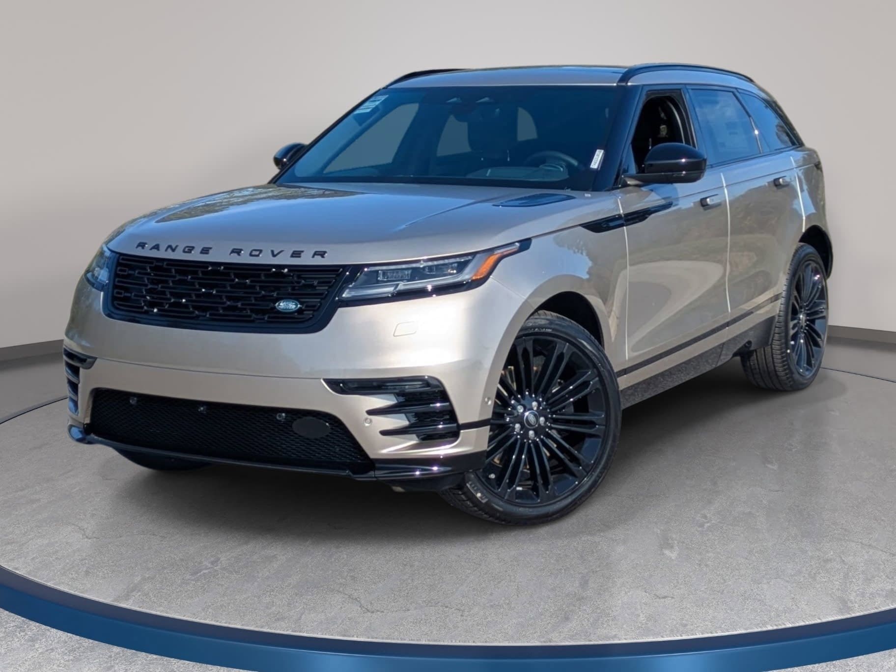 2026 Land Rover Range Rover Velar P400 Dynamic SE's photo