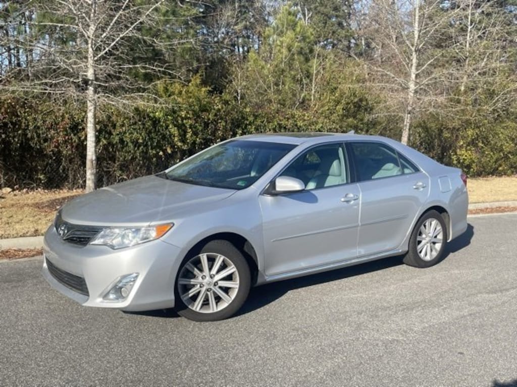 Used 2012 Toyota Camry XLE Sedan