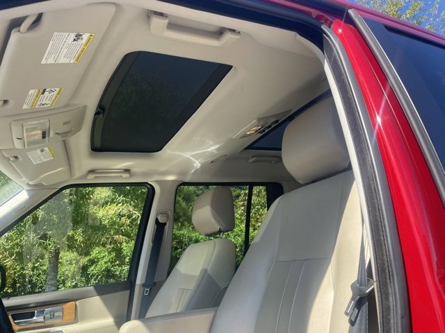 2016 Land Rover LR4 HSE photo 3