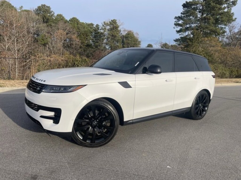 Used 2025 Land Rover Range Rover Sport SE SUV