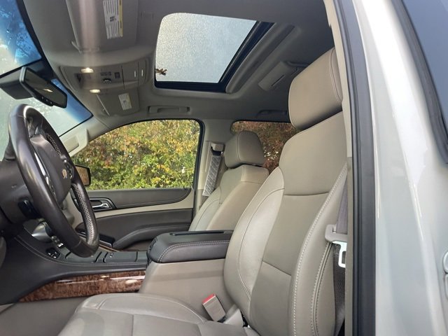 2020 Chevrolet Tahoe Premier photo 3