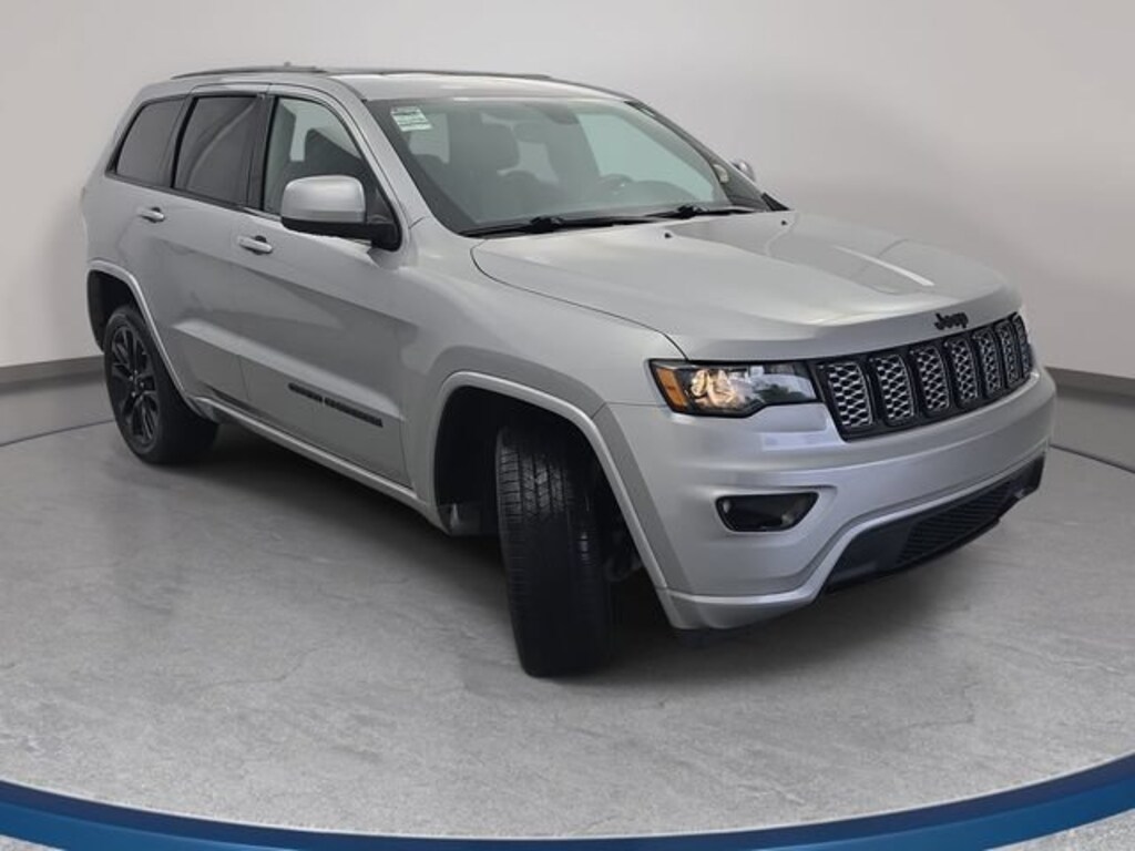 Used 2020 Jeep Grand Cherokee Altitude SUV