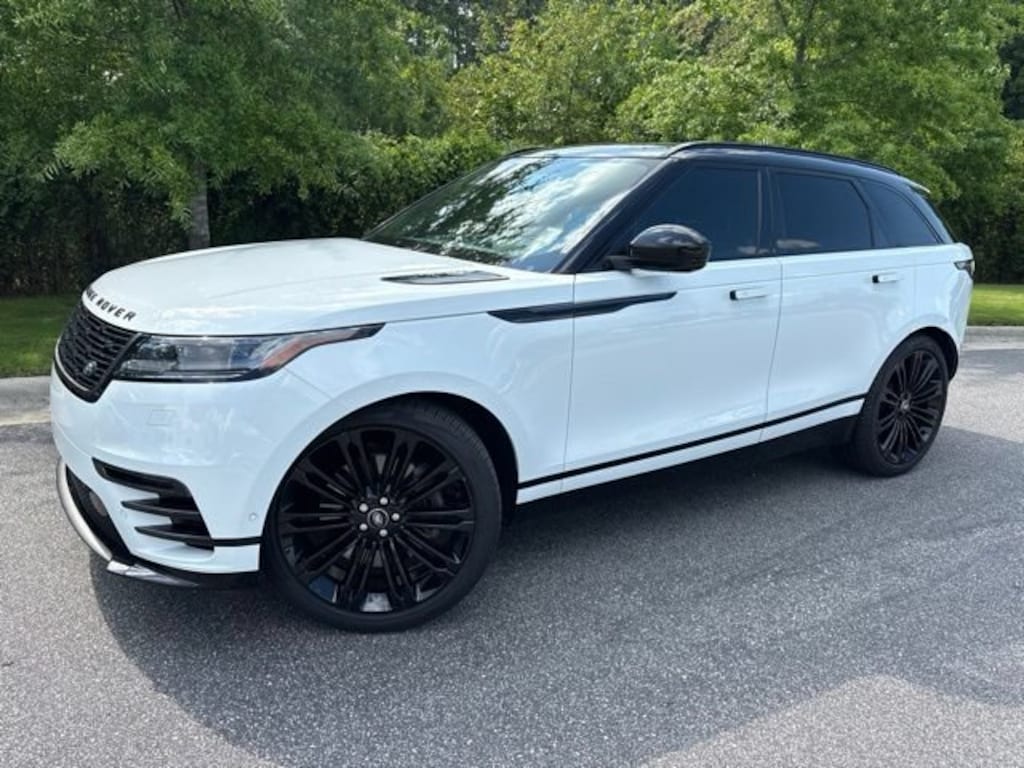 Used 2026 Land Rover Range Rover Velar Dynamic SE SUV
