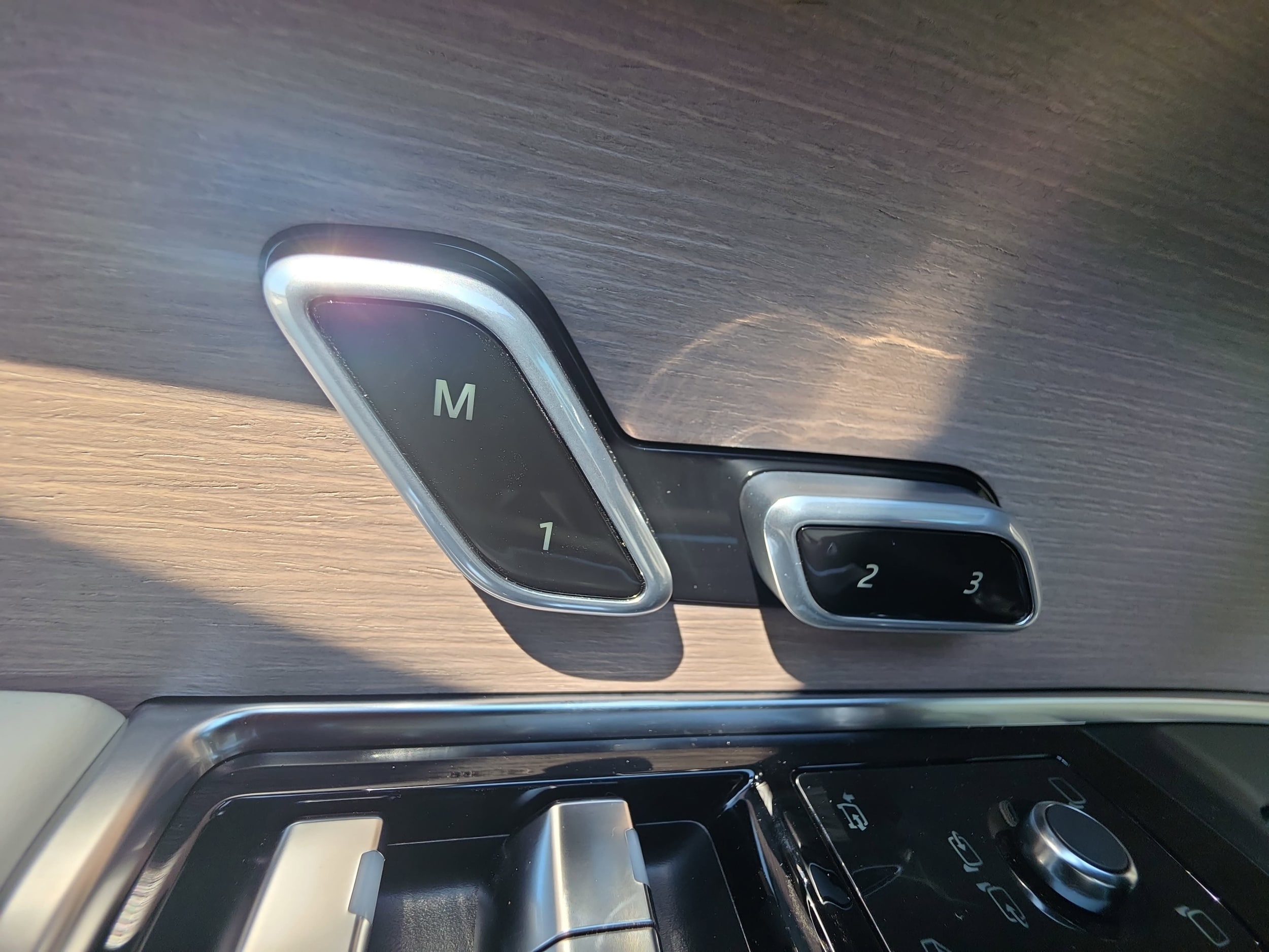 2026 Land Rover Range Rover SE - Photo 31