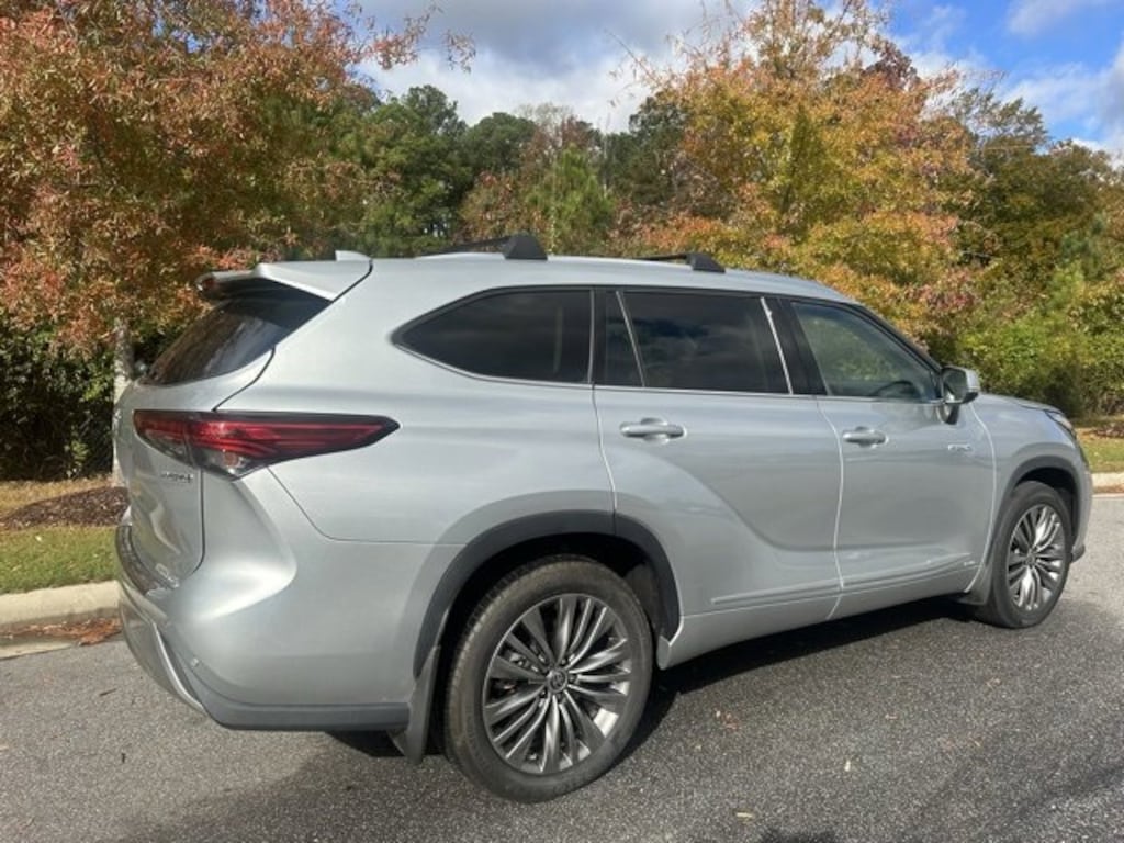 Used 2020 Toyota Highlander Hybrid Hybrid Platinum SUV