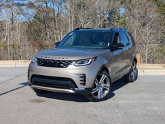 2026 Discovery Dynamic SE SUV