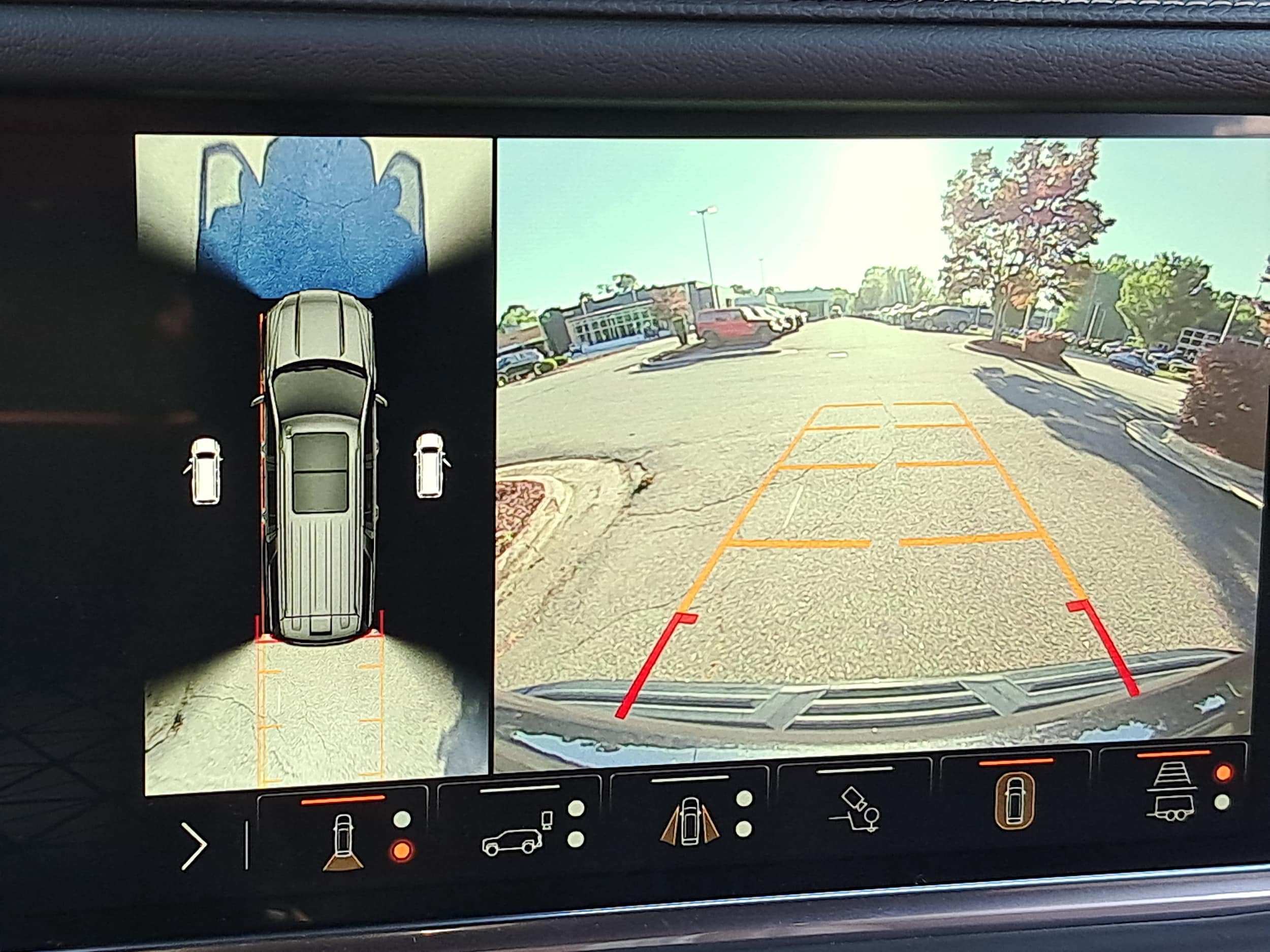 2023 GMC Yukon Denali Ultimate - Photo 24