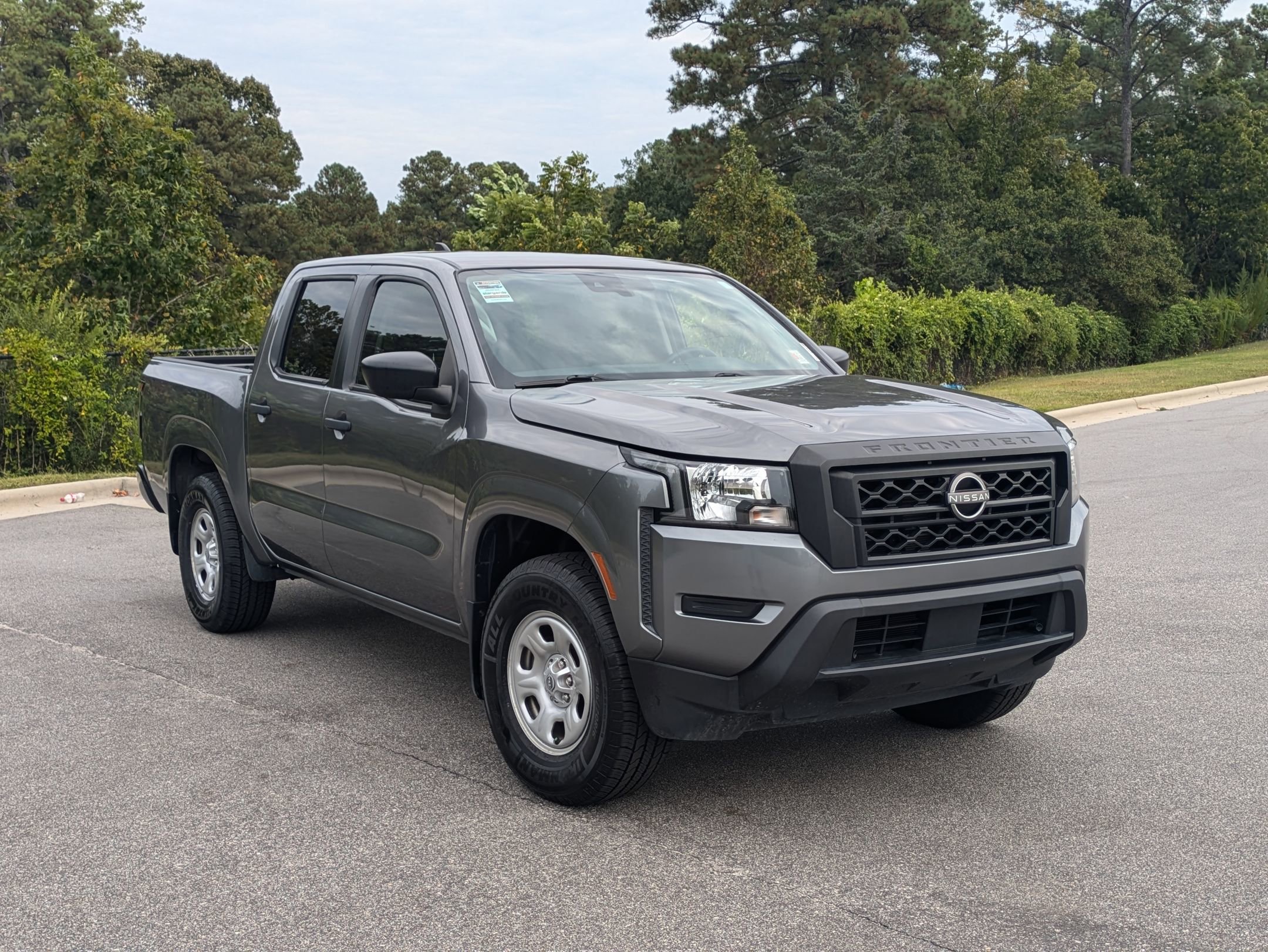 2022 Nissan Frontier S photo 3