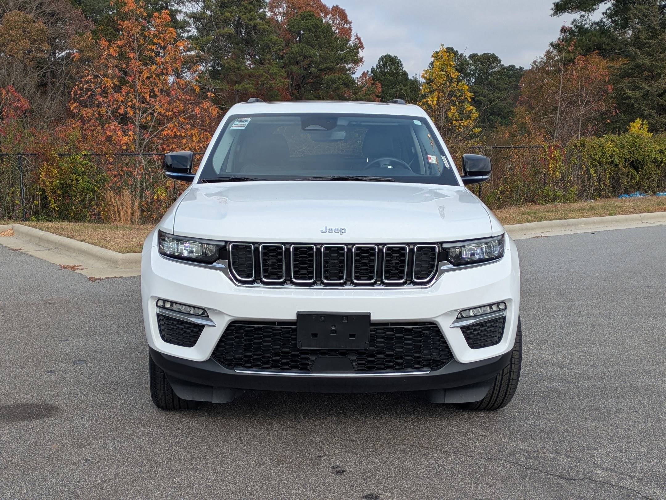 2022 Jeep Grand Cherokee Limited photo 3