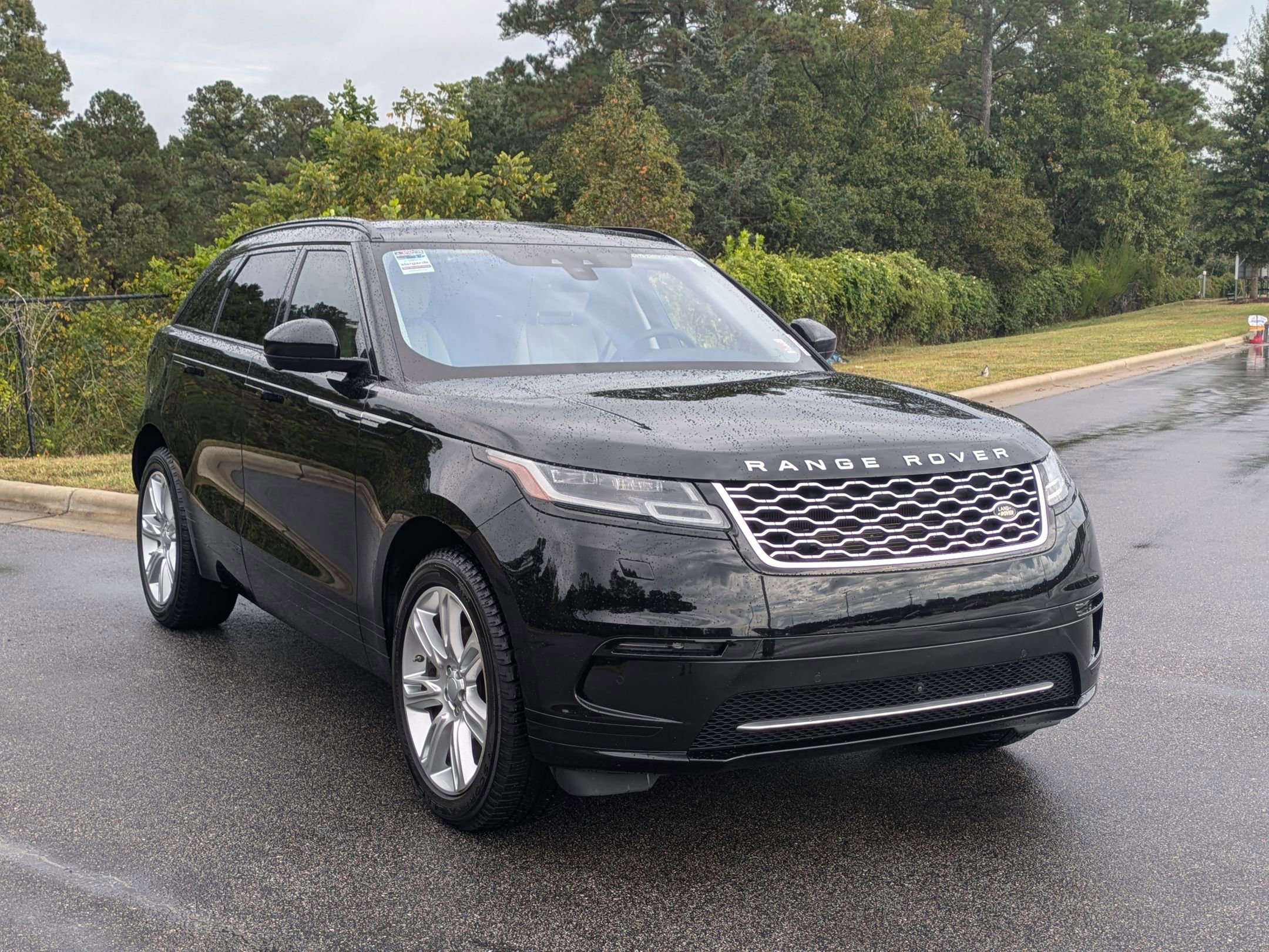 2020 Land Rover Range Rover Velar S photo 3